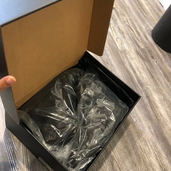 SAINT LAURENT BLACK FRINGE SNEAKER. SIZE 42.5 - Picture 8 of 8